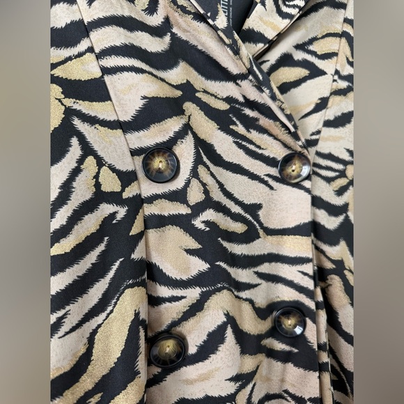 Metallic tiger Print Button-Up blazer Dress - Picture 6 of 7